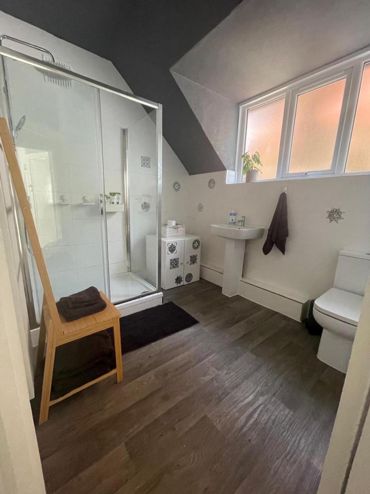 Spacious Double Studio-Style Room 奥平顿 外观 照片